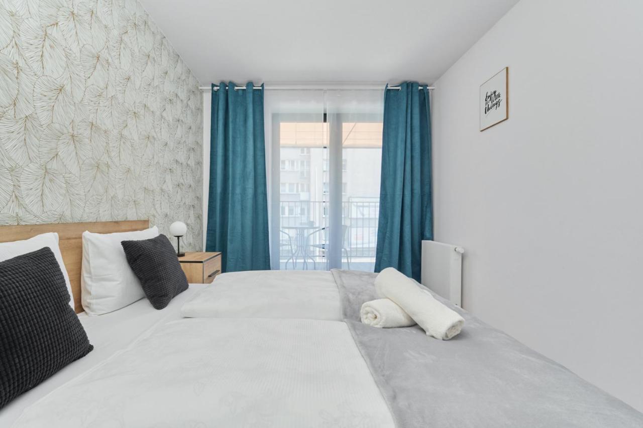 Nowoczesny Apartament Z Balkonem I Parkingiem W Centrum Wroclawia By Noclegi Renters Exterior photo